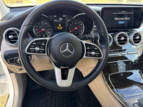 Used 2022 Mercedes-Benz GLC 300 image 26