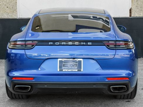 Used 2018 Porsche Panamera 4 AWD/4WD image 11
