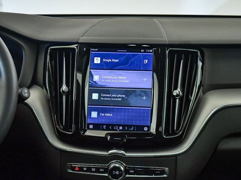 Certified 2025 Volvo XC60 T8 Core w/ Protection Package Premier image 15