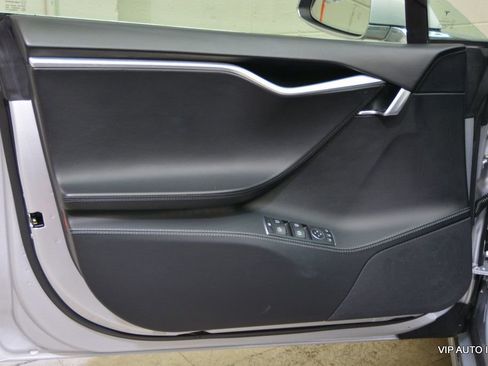 Used 2017 Tesla Model S P100D image 7