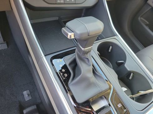 New 2026 Kia Carnival EX image 20