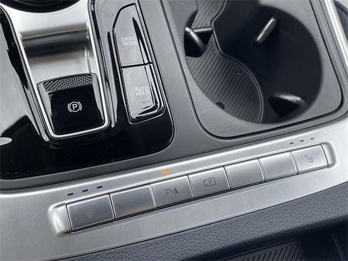 New 2026 Kia Carnival EX image 38