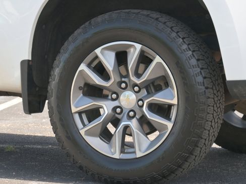 Used 2020 Chevrolet Silverado 1500 LT w/ All-Star Edition image 30