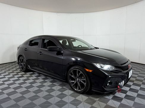 Used 2018 Honda Civic Sport image 1