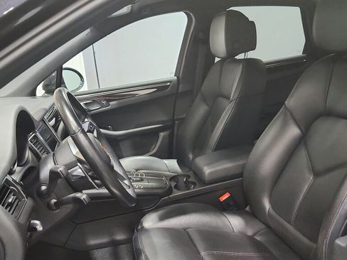 Used 2017 Porsche Macan S AWD/4WD image 26