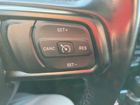 Used 2020 Jeep Gladiator Sport w/ Quick Order Package 24S image 32