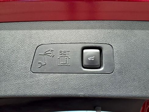 Used 2020 Lincoln Corsair Reserve w/ Equipment Group 202A AWD/4WD image 25
