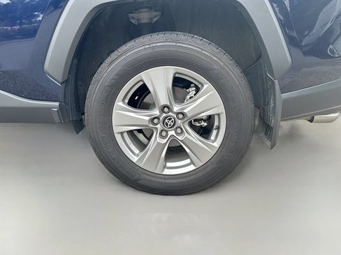 Used 2025 Toyota RAV4 XLE w/ Convenience Package FWD image 13