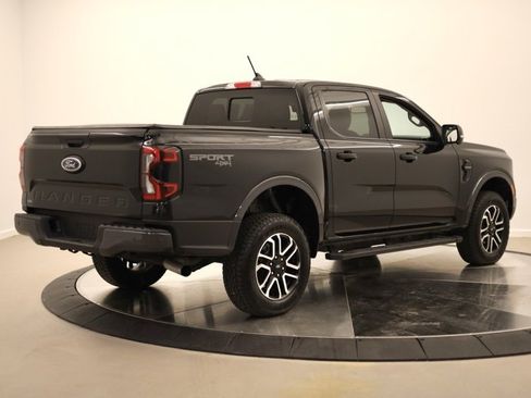 Used 2024 Ford Ranger Lariat image 3