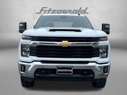 Used 2025 Chevrolet Silverado 2500 LT w/ Convenience Package image 5
