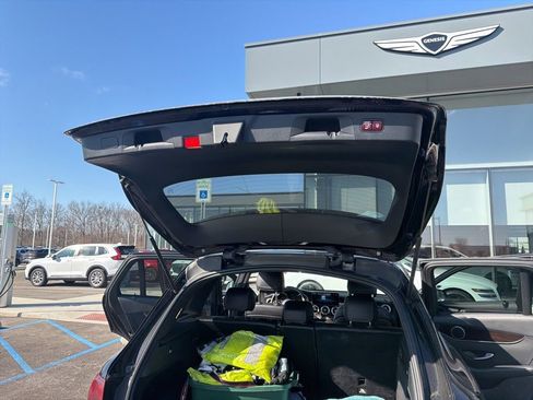 Used 2020 Mercedes-Benz GLC 300 4MATIC image 70