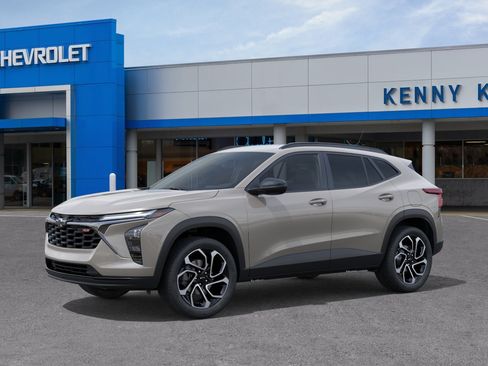 New 2026 Chevrolet Trax RS FWD image 2