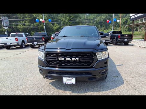 Used 2022 RAM 1500 Big Horn AWD/4WD image 3