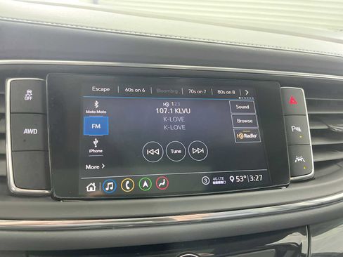 Used 2020 Buick Enclave Premium w/ Sun and Sites Package AWD/4WD image 18