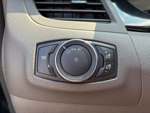 Used 2014 Ford Edge SE AWD/4WD image 21