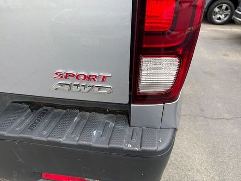 Used 2021 Honda Ridgeline Sport image 6