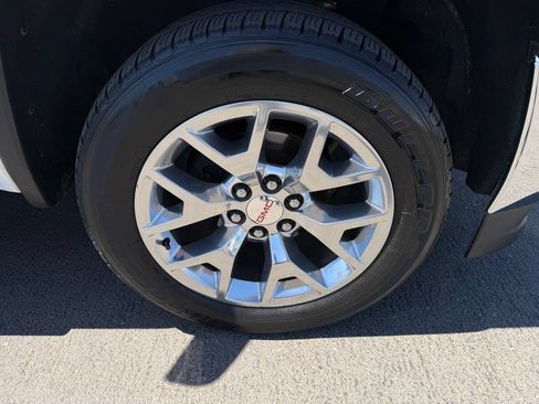 Used 2018 GMC Sierra 1500 SLT w/ SLT Premium Package AWD/4WD image 8