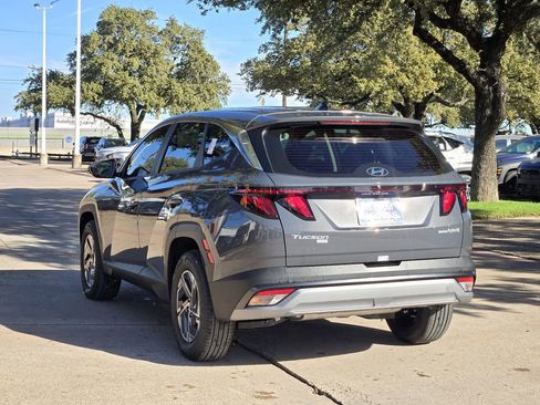 New 2026 Hyundai Tucson Blue SE image 3