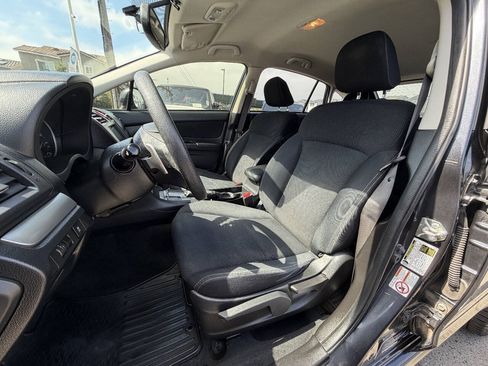 Used 2014 Subaru Crosstrek 2.0i Premium AWD/4WD image 10