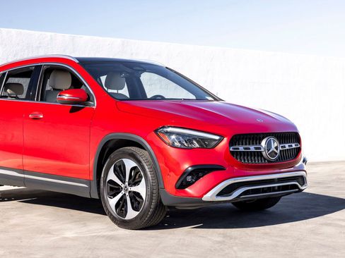 Used 2025 Mercedes-Benz GLA 250 GLA 250 image 3