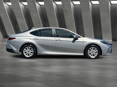 Used 2025 Toyota Camry LE FWD image 3