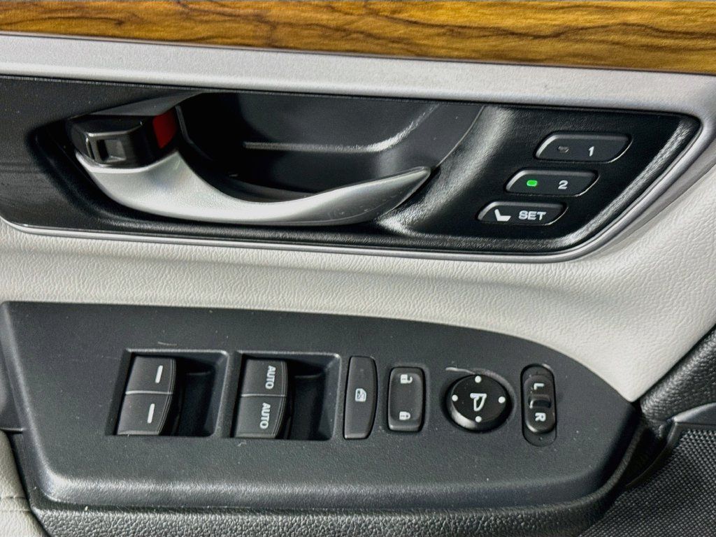 Used 2017 Honda CR-V EX-L image 22