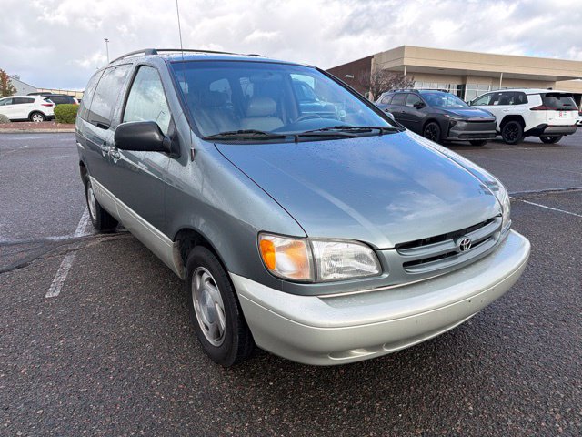 Used 1998 Toyota Sienna FWD image 3