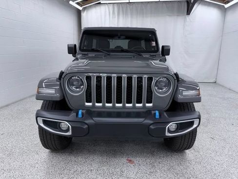 Used 2023 Jeep Wrangler Unlimited Sahara w/ Cold Weather Group AWD/4WD image 6