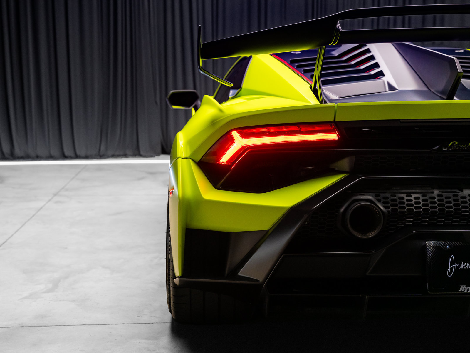 Used 2022 Lamborghini Huracan STO RWD image 51