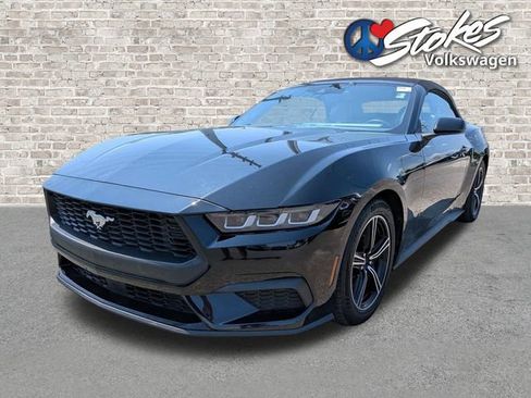 Used 2024 Ford Mustang Premium RWD image 8