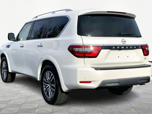 Used 2024 Nissan Armada SL w/ Captain's Chairs Package image 4