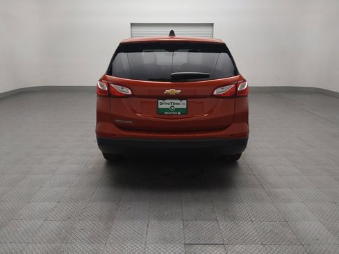 Used 2020 Chevrolet Equinox LS w/ LS Convenience Package FWD image 6