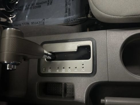 Used 2019 Nissan Frontier SV RWD image 12
