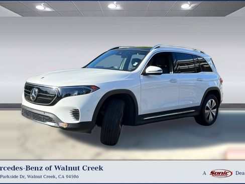 Used 2023 Mercedes-Benz EQB 300 4MATIC image 1