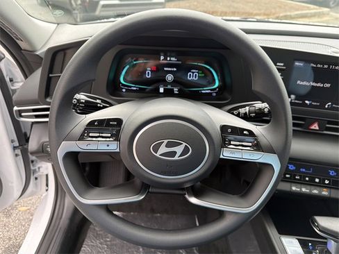 New 2026 Hyundai Elantra Blue image 22