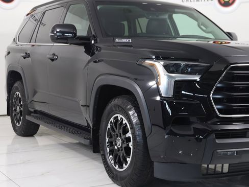 Used 2024 Toyota Sequoia Limited image 52