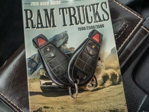 Used 2015 RAM 2500 Tradesman w/ Chrome Appearance Group image 46