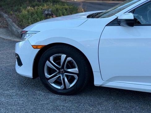 Used 2017 Honda Civic LX image 7
