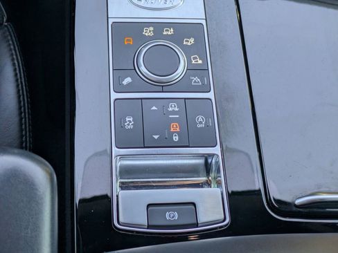 Used 2019 Land Rover Discovery HSE Luxury image 28