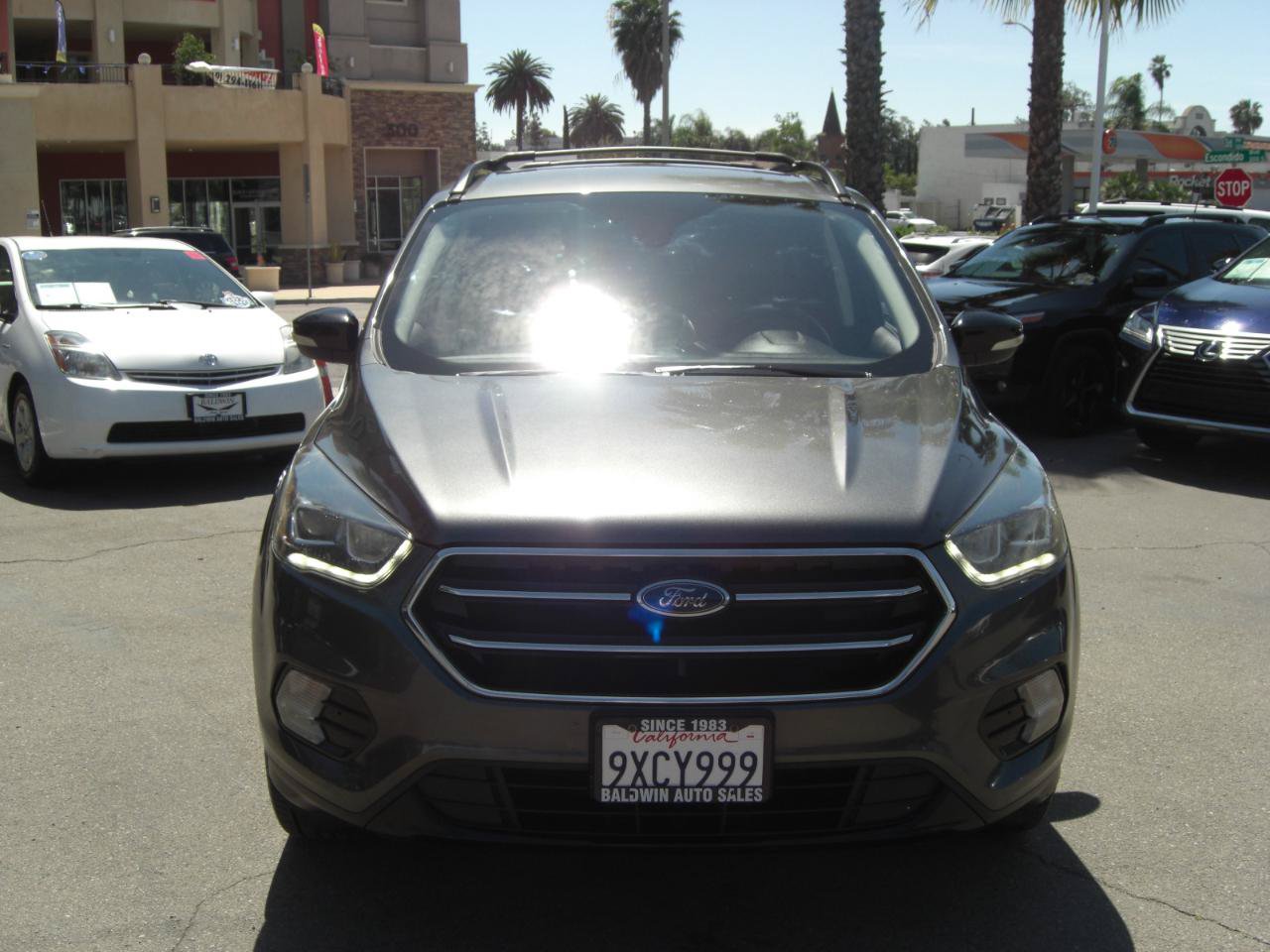 Used 2017 Ford Escape Titanium FWD image 2