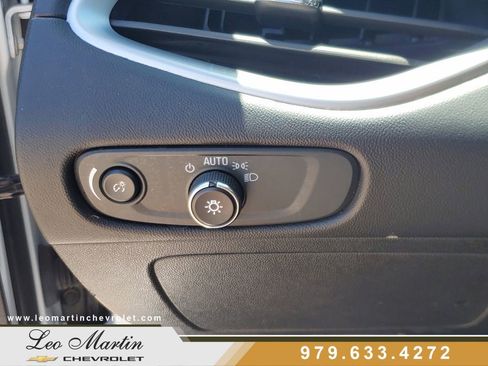 Used 2024 Chevrolet Malibu LT FWD image 17