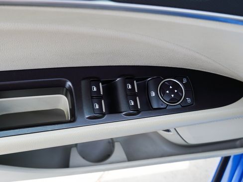 Used 2020 Ford Fusion SEL FWD image 20