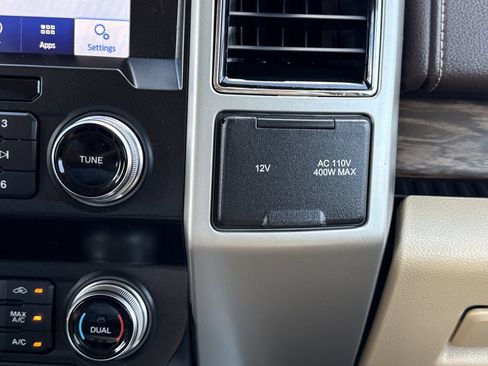 Used 2020 Ford F150 Lariat w/ Equipment Group 502A Luxury RWD image 31