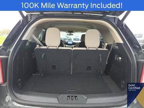 Used 2023 Ford Explorer XLT RWD image 13