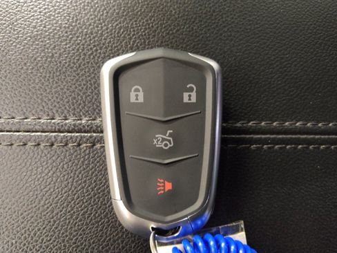 Used 2020 GMC Terrain SLT AWD/4WD image 32
