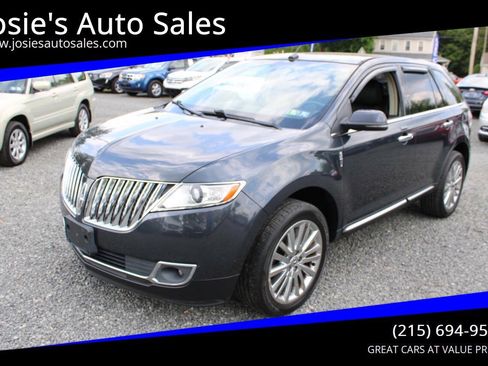 Used 2013 Lincoln MKX AWD image 1