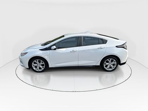New 2027 Chevrolet Bolt RS FWD image 5