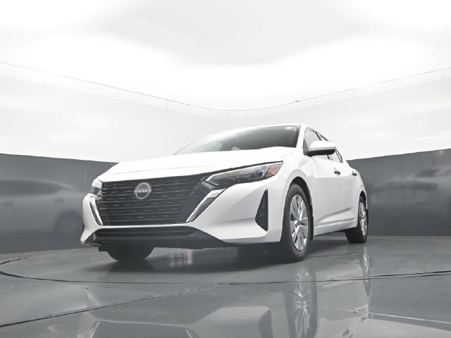 Certified 2025 Nissan Sentra S FWD image 30