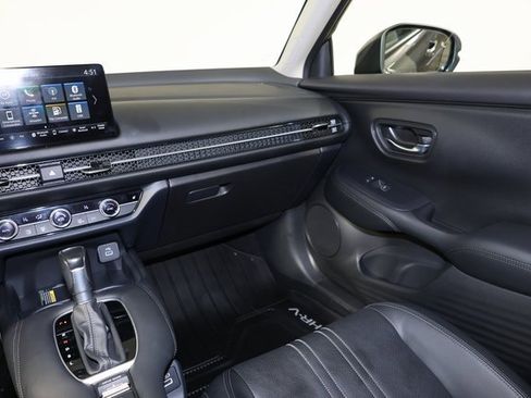 Used 2023 Honda HR-V EX-L image 11