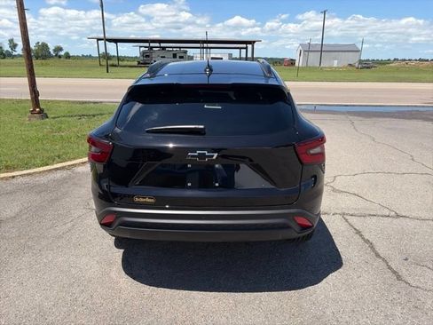 New 2026 Chevrolet Trax LT w/ Driver Confidence Package FWD image 6